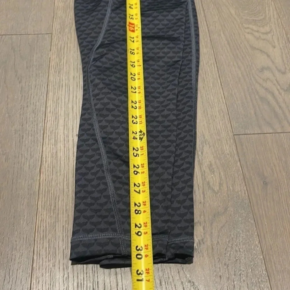 Vineyard Vines Women’s Size XS Gray Activewear Leggings Stretch Polyester - Picture 9 of 9